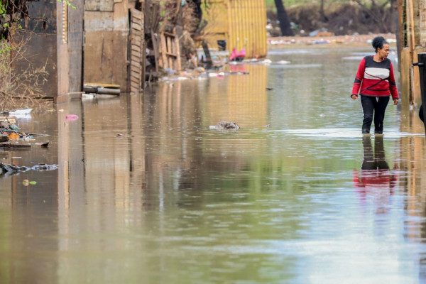 Inmet emite alerta vermelho para chuvas no Rio Grande do Sul