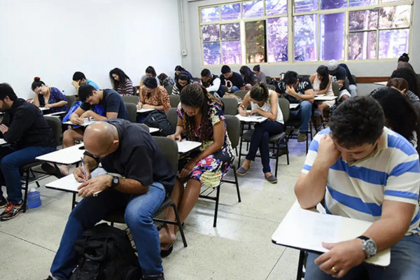 Inscrições para Encceja Exterior 2025 vão até dia 27