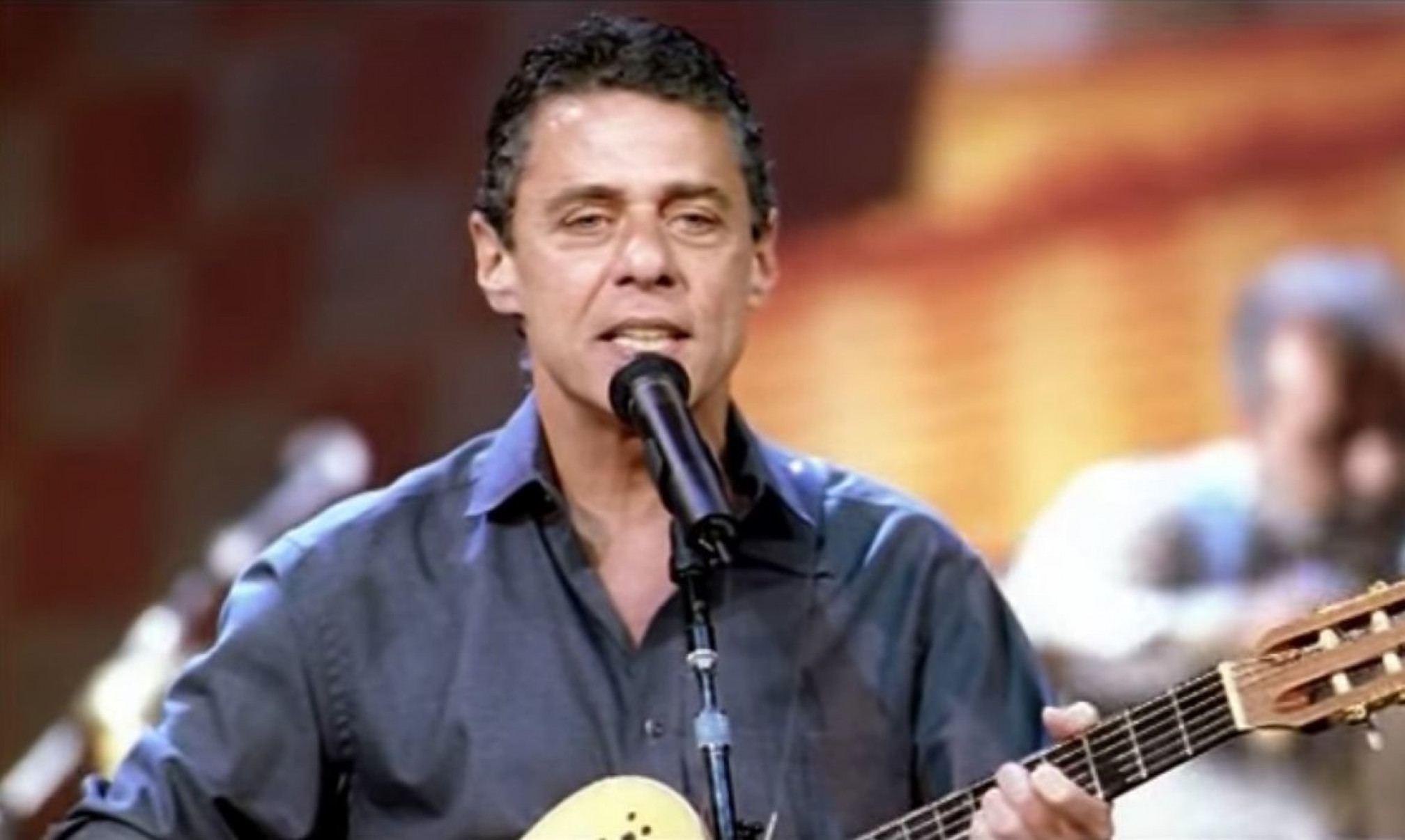 Em livro e disco, Chico Buarque “trouxe luz aos marginalizados”