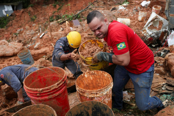 TJSP mantém decisão para que Guarujá indenize vítimas de deslizamento