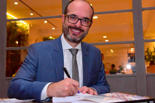 Rodrigo Oliveira de Faria assume Diretoria de Administração da EBC
