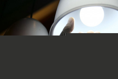 Contas de luz permanecem com bandeira tarifária vermelha em julho 