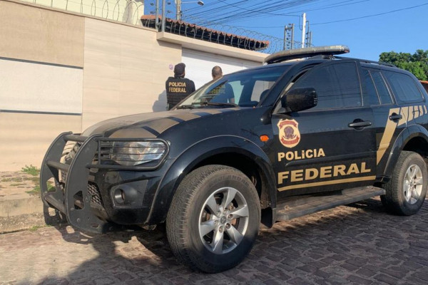 PF prende, no Rio, homem que vendia remédios sem licença