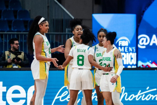 Brasil supera Canadá e vence a segunda na Americup feminina