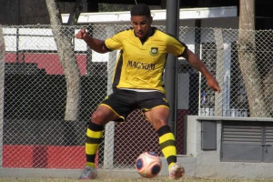 Felipe em ação pelo São Bernardo, seu último clube