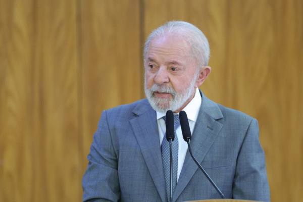 Lula: governo vai recorrer à OMC contra tarifas dos Estados Unidos