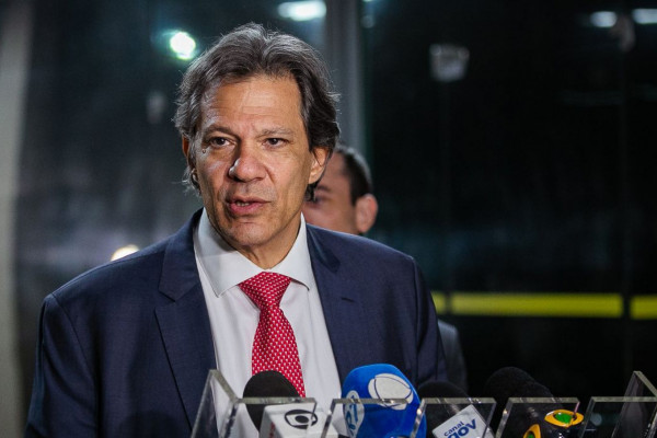 Brasil tem medidas de retaliação que não impactam inflação, diz Haddad