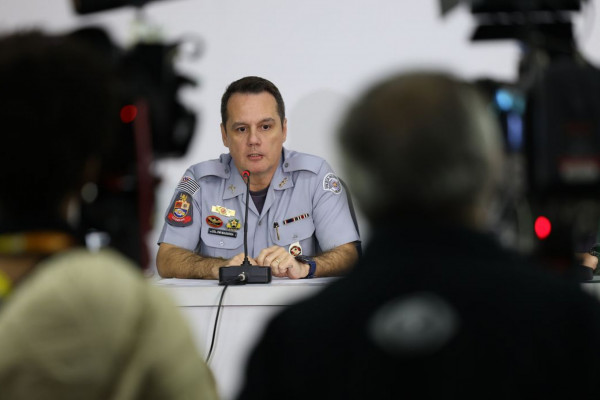 Operação em Paraisópolis acaba com dois mortos e dois policiais presos