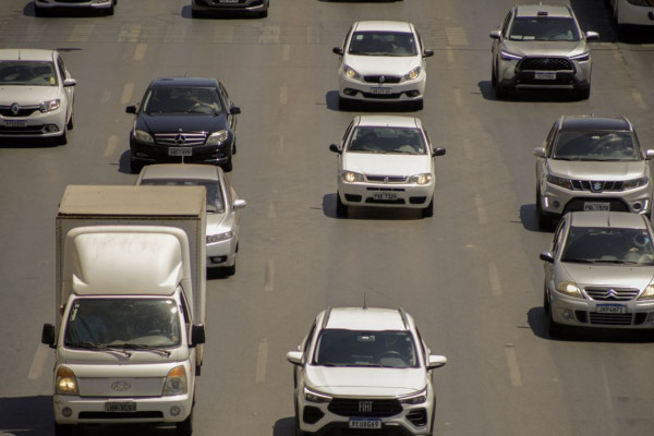 Montadoras credenciam carros compactos para obter IPI Zero