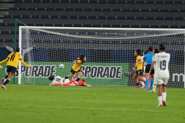 Equador arranca empate com Uruguai na abertura da Copa América