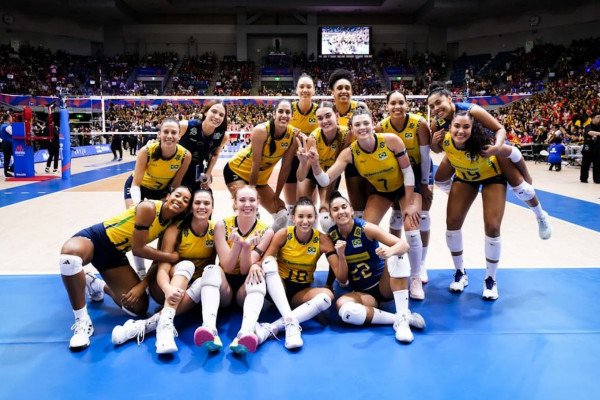 Brasil derrota Japão e mostra força na Liga das Nações de Vôlei
