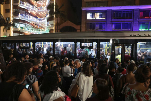 São Paulo e Baixada Santista registram 600 ataques a ônibus