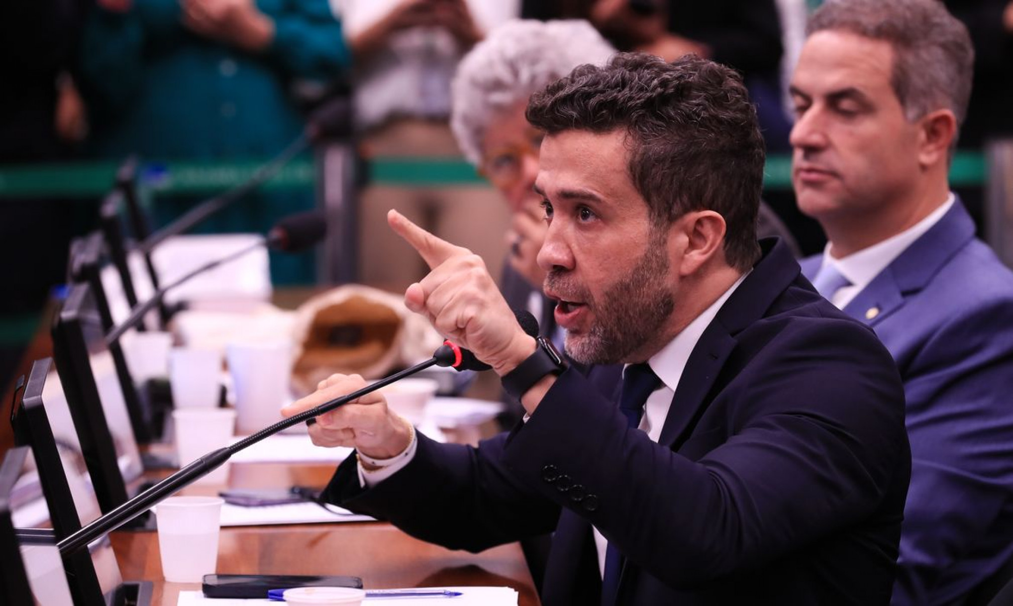 Janones é suspenso por três meses em Conselho de Ética da Câmara