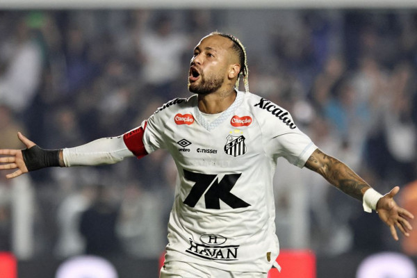 Neymar decide e Santos derrota Flamengo na Vila Belmiro