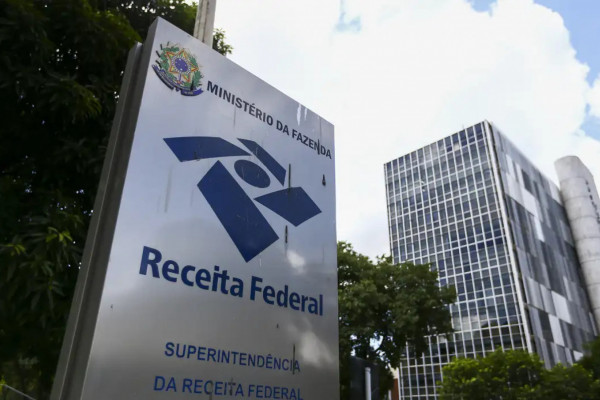 Receita não fará cobrança retroativa do IOF de instituição financeira