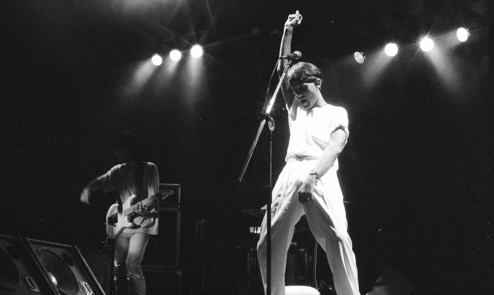 Documentário com imagens inéditas de Cazuza chega aos cinemas