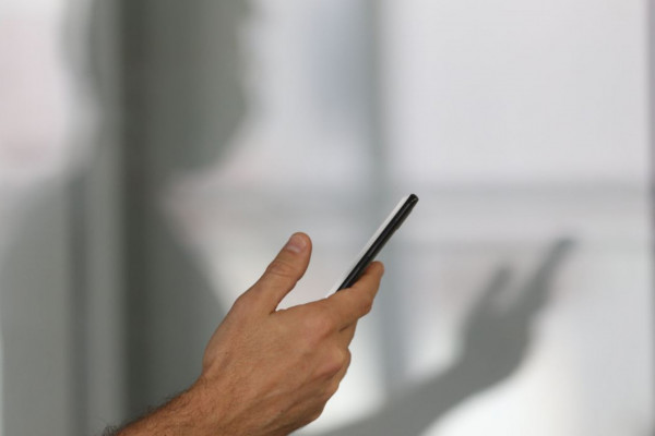 Polícia do Rio inicia segunda fase de devolução de celulares roubados