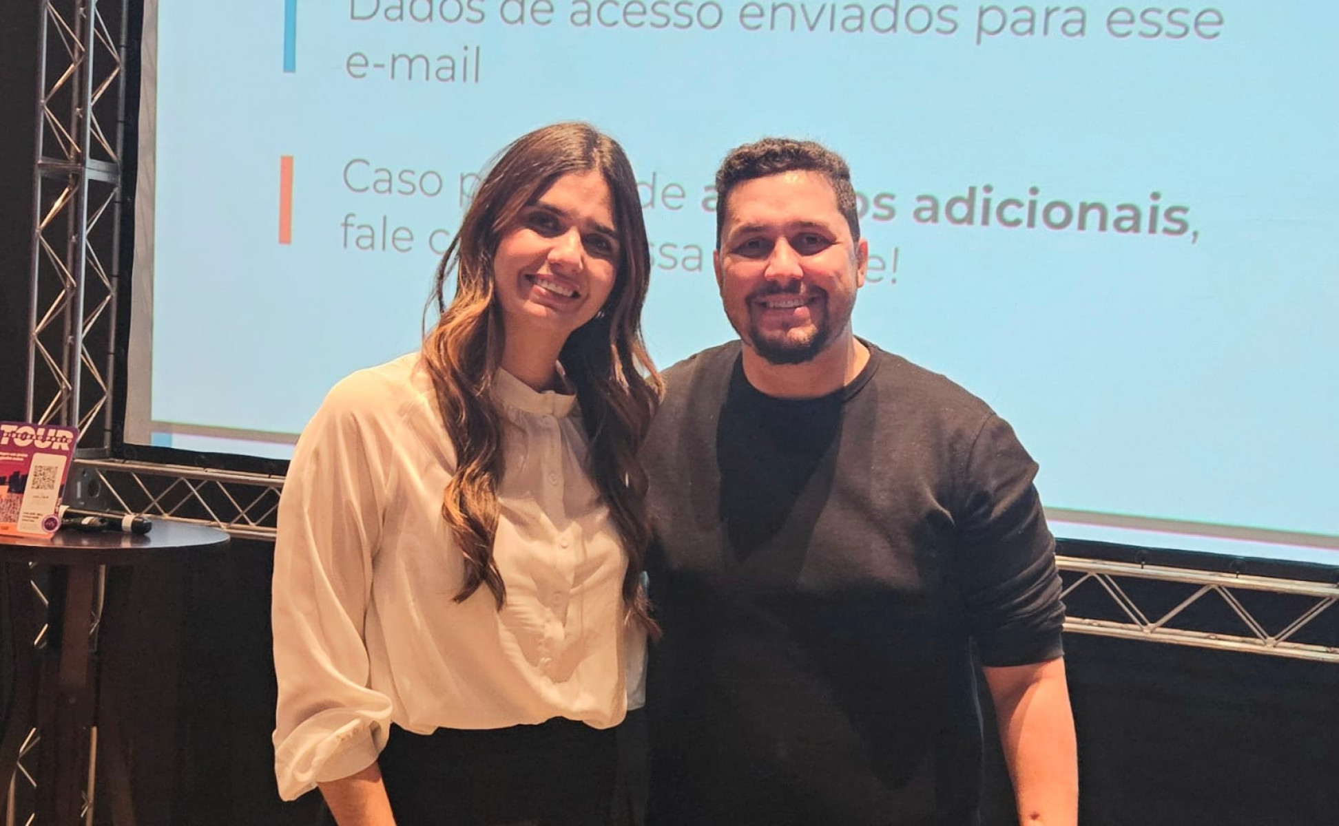 Marília Alves Caetano e Vinício Ribeiro de Vasconcelos