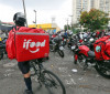 Lei do Rio de Janeiro obriga aplicativos a dar mochilas a entregadores