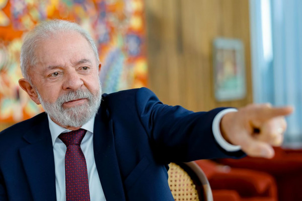 Lula manifesta solidariedade a ministros do STF após sanções dos EUA