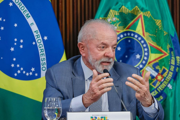 Lula está no Chile e participa de reunião sobre defesa da democracia