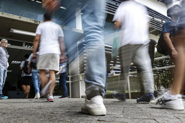 Enade 2025: concluintes devem preencher questionário do estudante