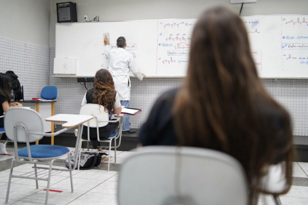 Prêmio Jovem Cientista recebe inscrições até dia 31