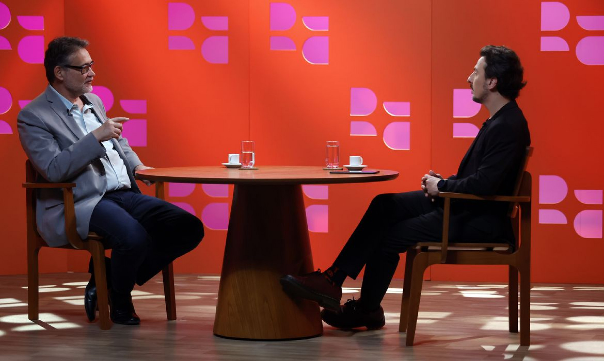 Historiador debate características da extrema-direita no DR com Demori