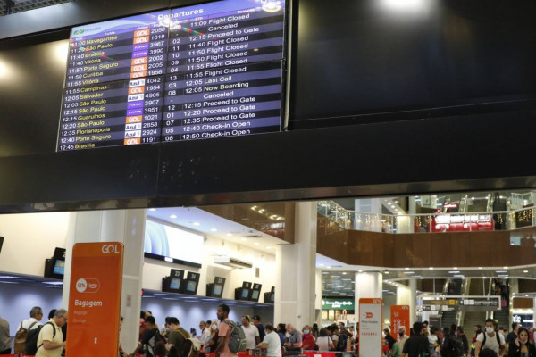 Voa Brasil completa um ano com 45 mil reservas para aposentados