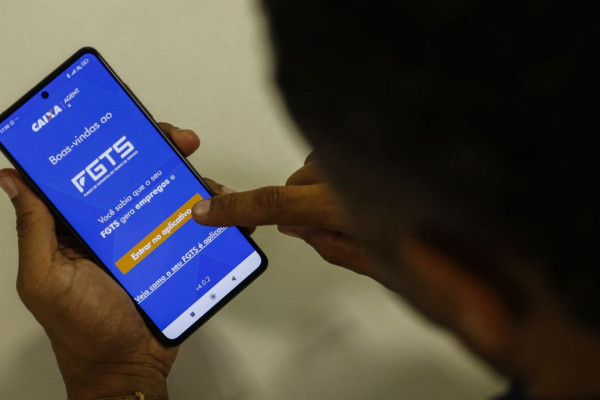 Caixa inicia distribuição de quase R$ 13 bilhões de lucro do FGTS