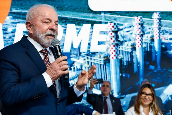 Lula defende soberania do Brasil sobre minerais críticos
