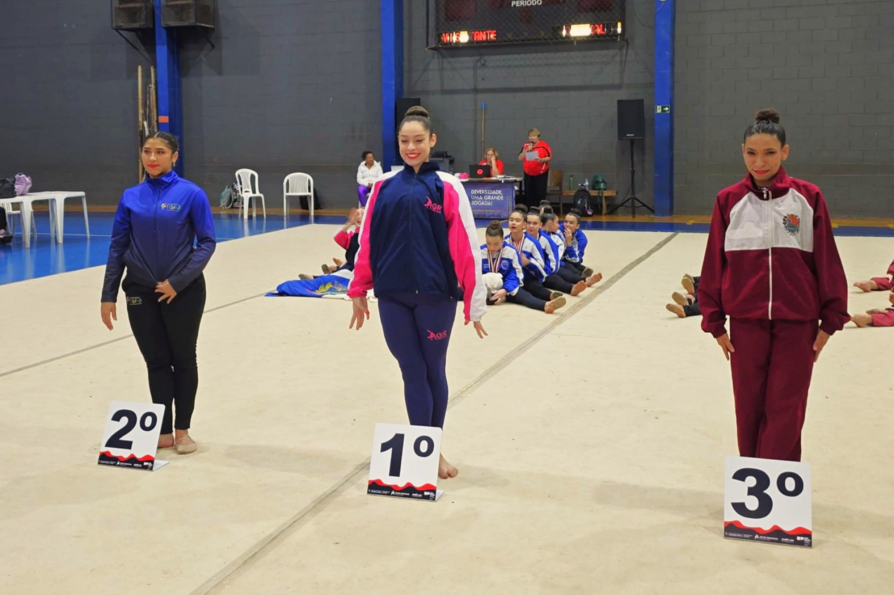 Cléia Pereira conquistando o 3º lugar Geral Individual