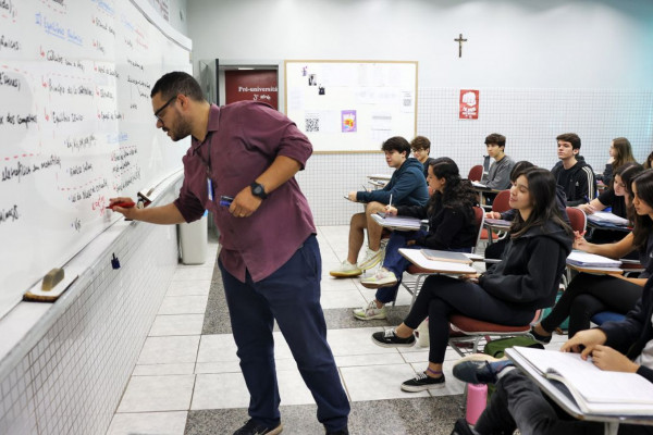 Pré-selecionados no Fies 2025 devem completar cadastro hoje
