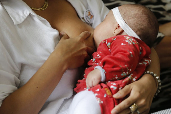 Campanha Mundial de Amamentação promove a preservação da vida