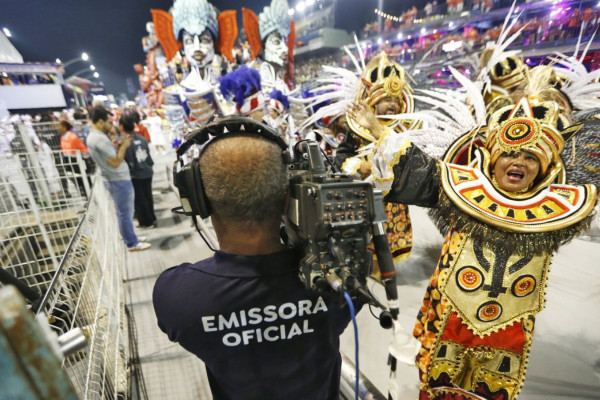 Lula sanciona leis de valorização do carnaval carioca e do Axé-Music