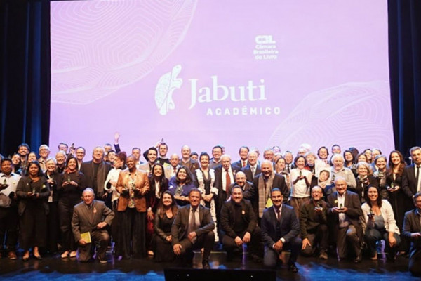 Segunda edição do Jabuti Acadêmico premia 26 obras; veja os vencedores