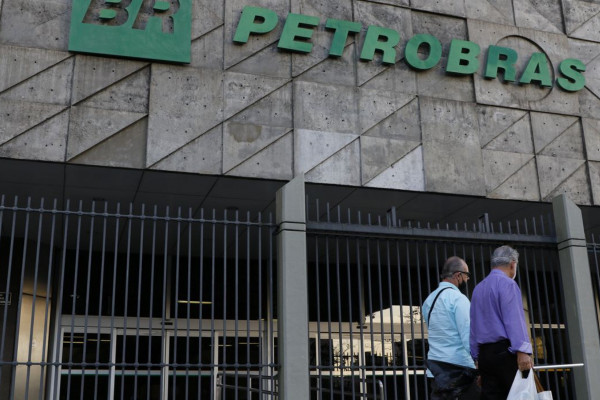Petrobras aprova pagamento de dividendos a acionistas