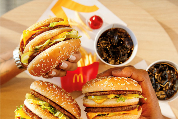 Tíquetes antecipados do Big Mac podem ser adquiridos no formato físico ou digital, no valor de R$20 cada