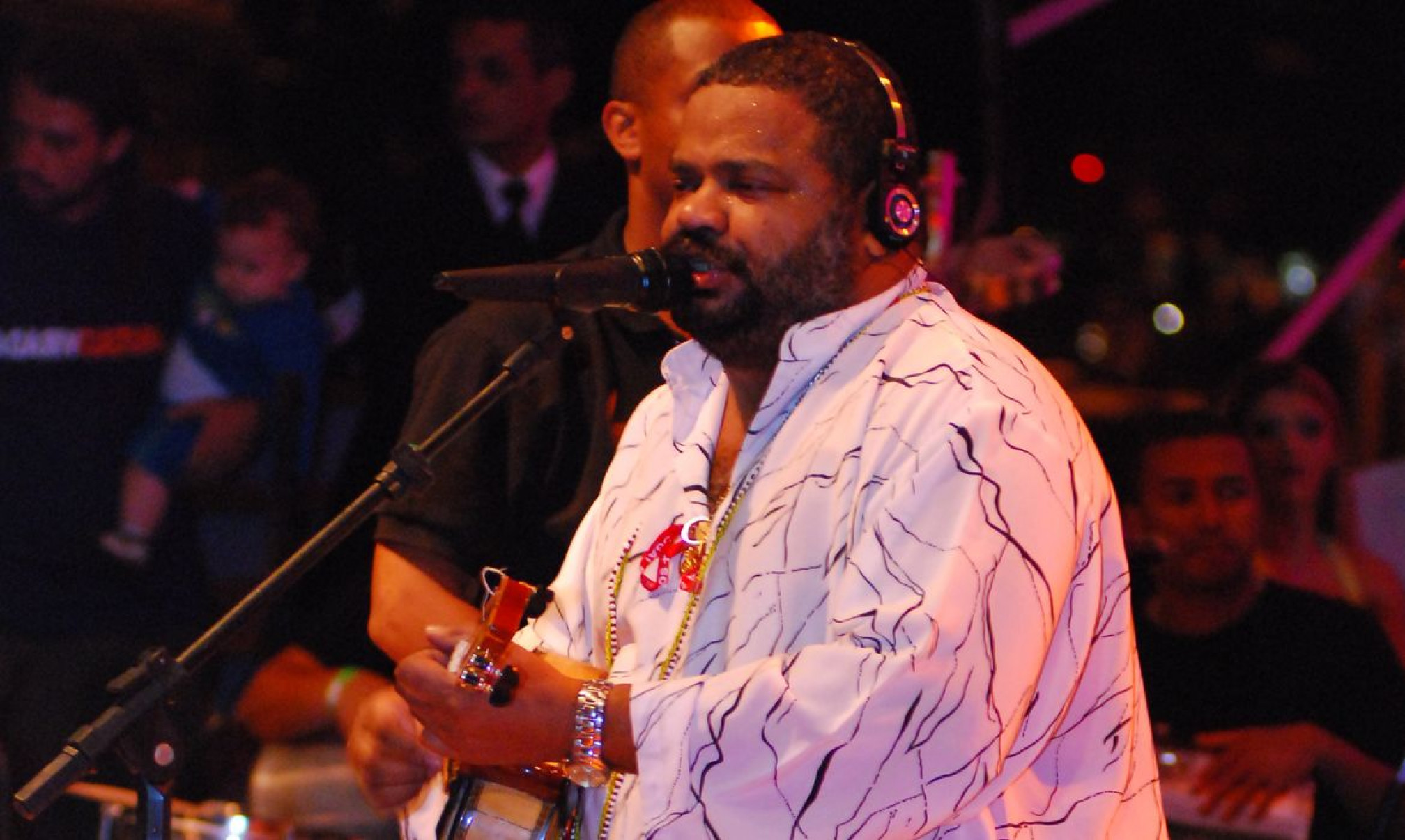 Sambistas e agremiações cariocas lamentam morte de Arlindo Cruz