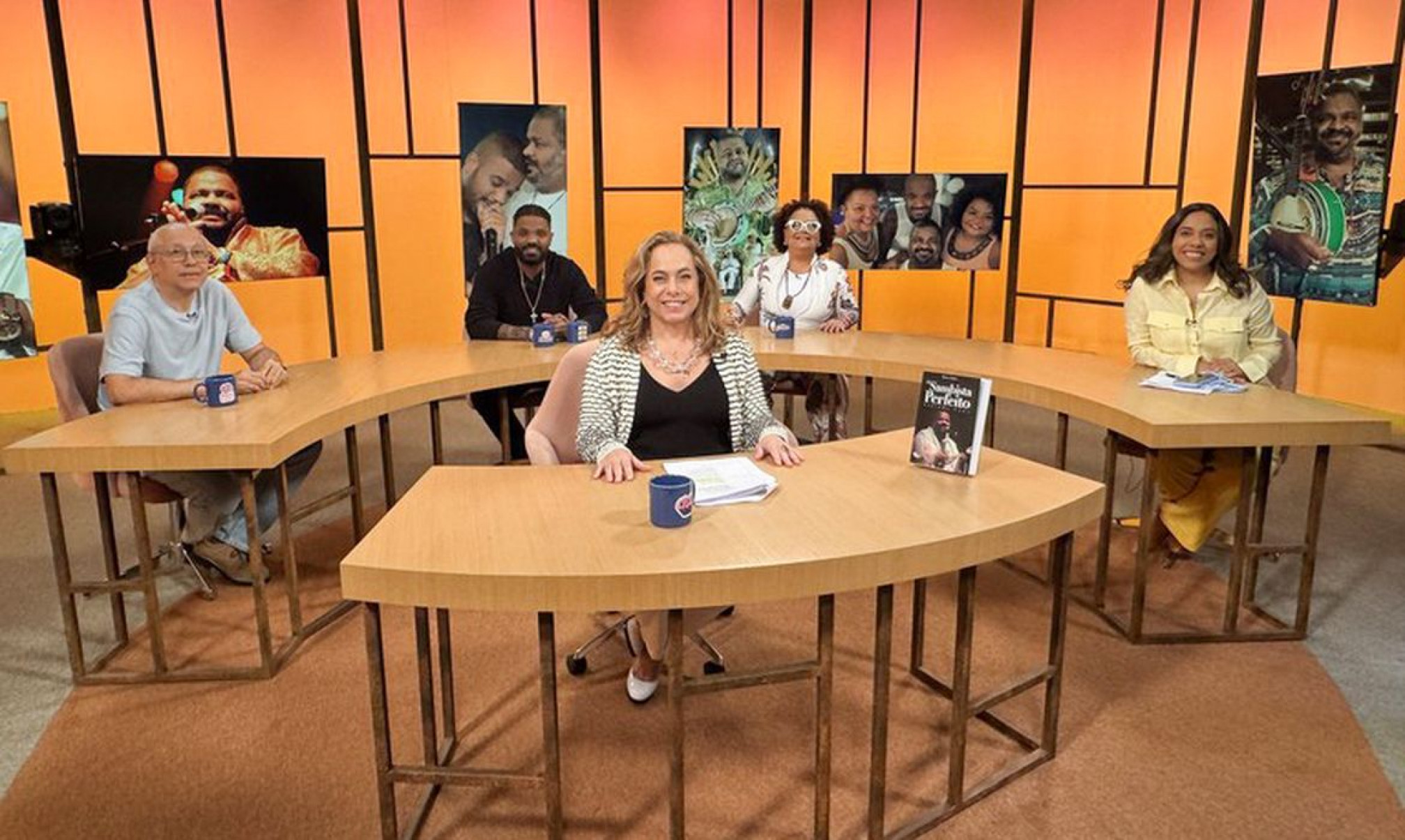 Sem Censura homenageia o sambista Arlindo Cruz 