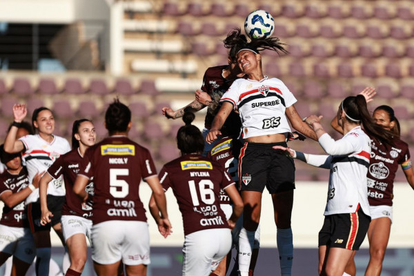 Ferroviária e São Paulo empatam nas quartas do Brasileirão Feminino