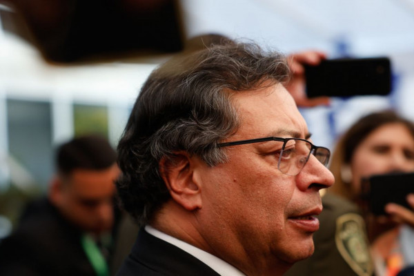 Morre Miguel Uribe, pré-candidato à presidência da Colômbia