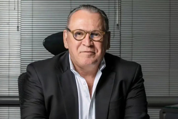 Dono da Ultrafarma e diretor da Fast Shop são presos em operação do MP