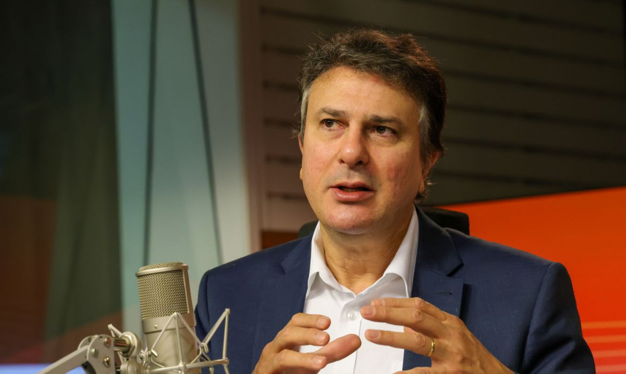 Camilo defende regulação digital para proteger público infantojuvenil