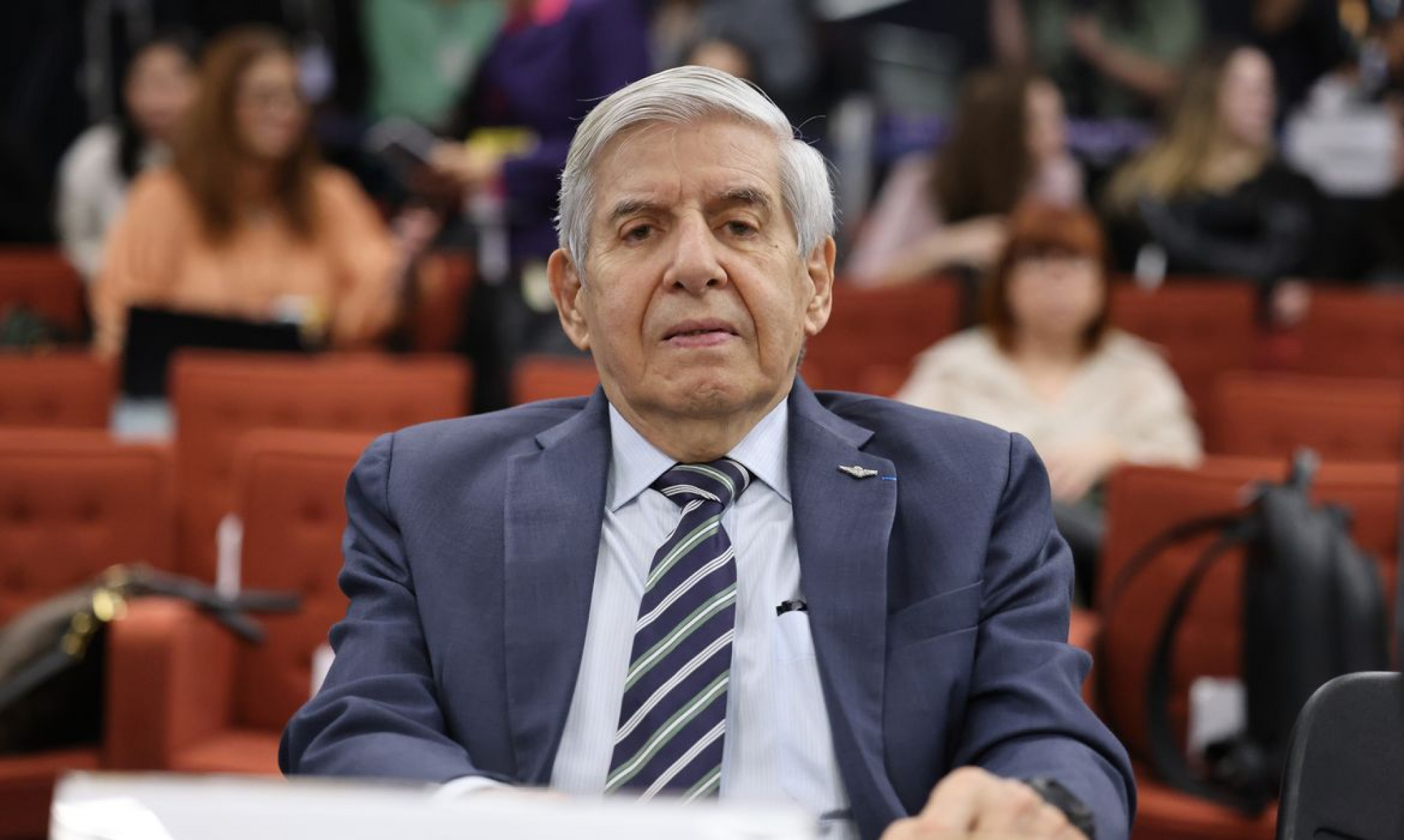 General Heleno nega participação na trama golpista em alegações ao STF