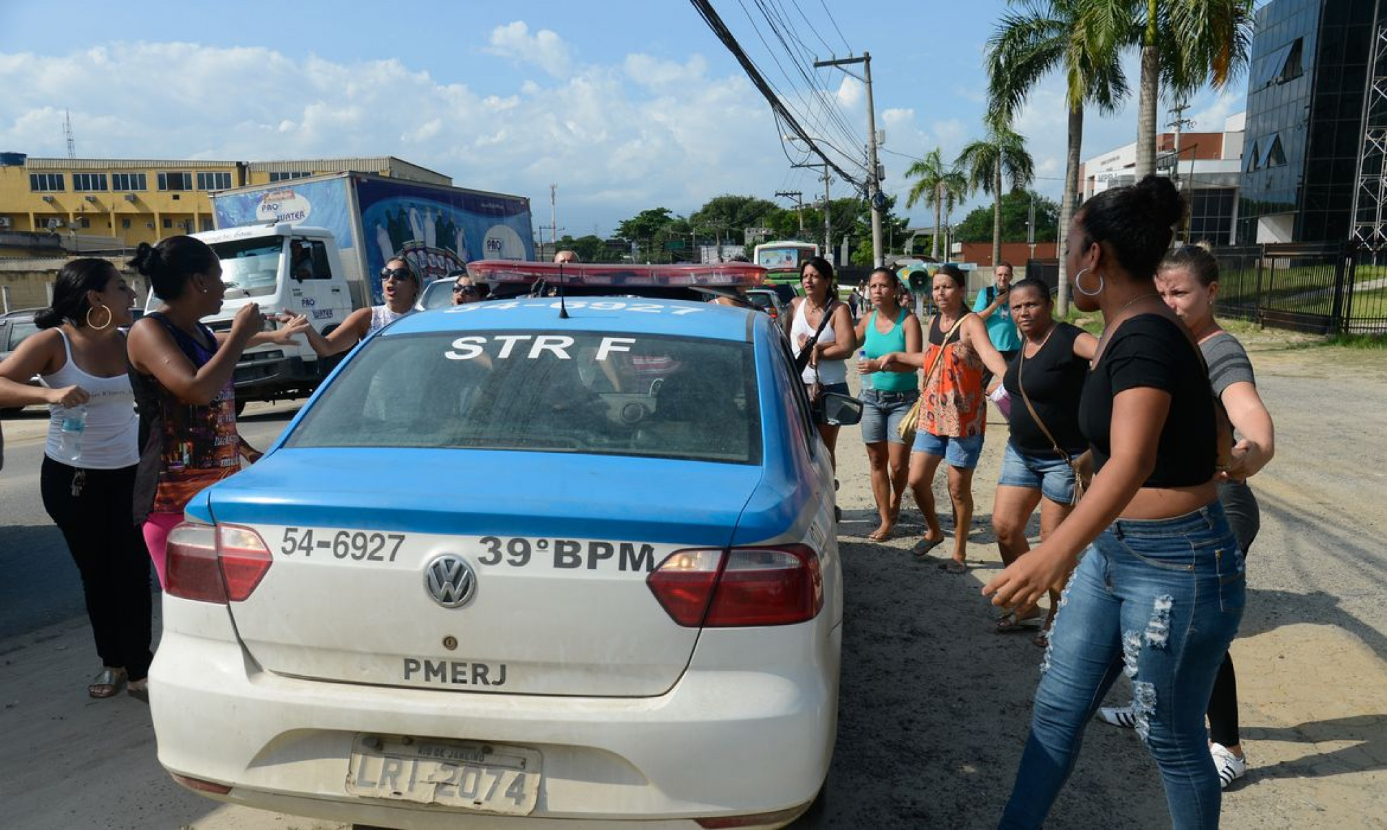 RJ: em 45 dias, batalhão tem 2 grupos de PM presos por vender serviços
