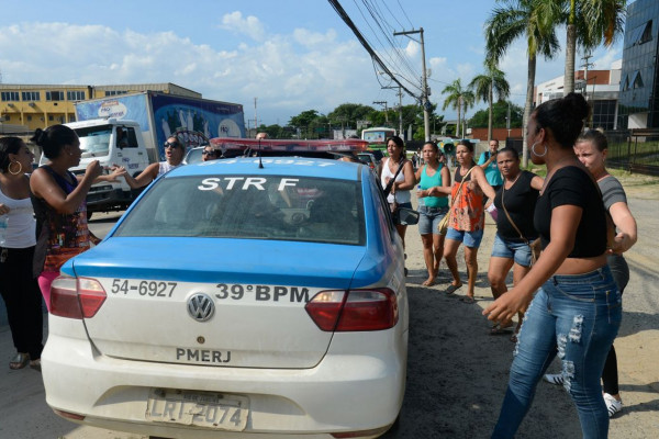 RJ: em 45 dias, batalhão tem 2 grupos de PM presos por vender serviços