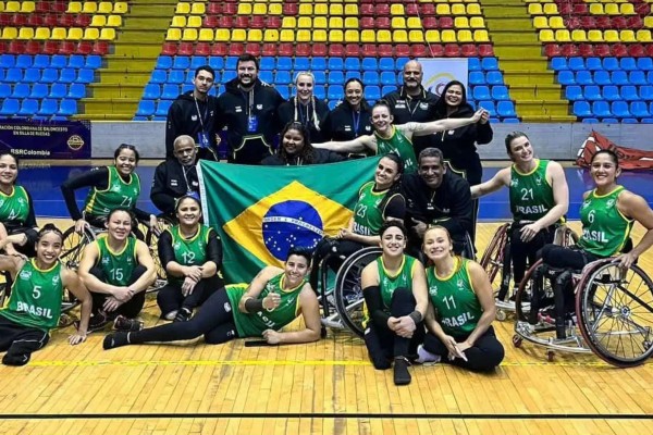 Brasil e EUA fazem final inédita na Copa América de basquete em CR