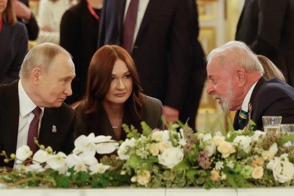 Putin diz a Lula que reunião com Trump foi positiva
