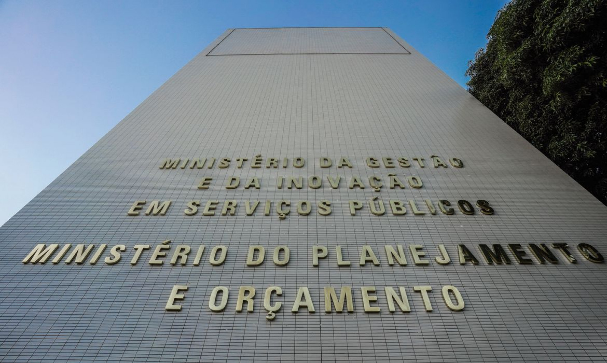 Subsídios da União caem pela primeira vez em 4 anos